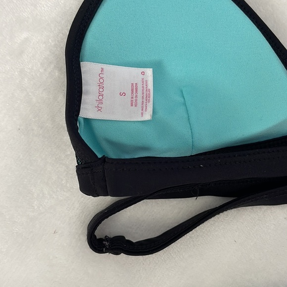 XHILIRATION | Women’s Blue Black Strappy Mesh Net Triangle Bikini Set Size Small - Picture 6 of 6